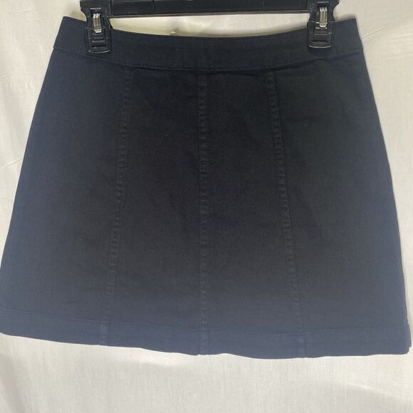 NWT H&M DIVIDED Denim Mini Skirt Button Front A Line Cotton Short Womens 6 Black - Picture 3 of 8
